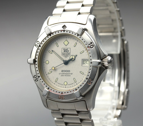 Fast neuwertig tag heuer - [fast, neuwertig]