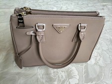 Prada saffiano lux leder - prada,