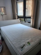 Hochwertiges Bett 140x200 mit Federkernmatratze, Lattenrost und grossem Stauraum