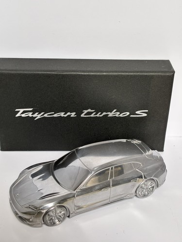 Porsche taycan turbo - porsche,