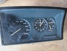 Polo 86C Cockpit Tachometer Uhr Tankanzeige Kombiinstrument  867919033BL