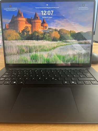 Microsoft surface laptop - surface,