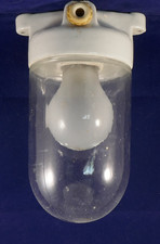 alte Kellerlampe / Bunkerlampe