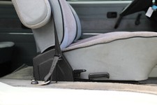 VW Bus T3 Sicherheitsgurt Führung für Pilotensitze rechts oder links gebraucht