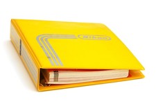 Original Nikon Ordner von 1975 zur Nikon F2 Serie, Nikkormat FT 2, EL + Acc.