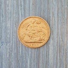 22ct gold half - 22ct, sovereign