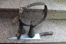 ZUNFTGÜRTEL  METZGERGÜRTEL + 2 SCHABEGLOCKEN + RIESEN MESSER ZWILLING   URALT