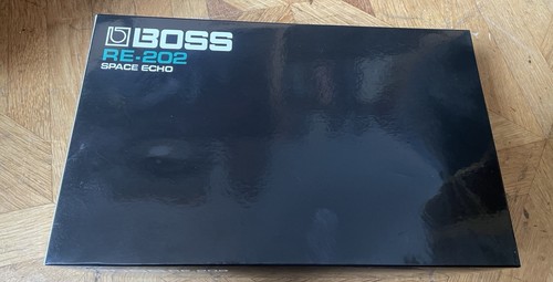 Boss 202 space echo - re-202,