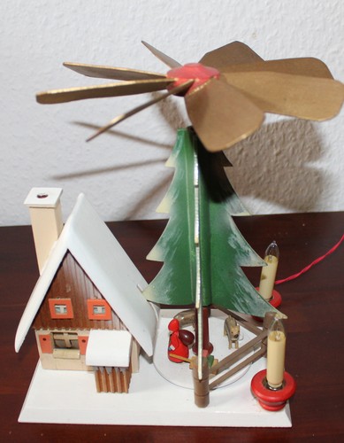 Alte winterpyramide mit - winterpyramide,