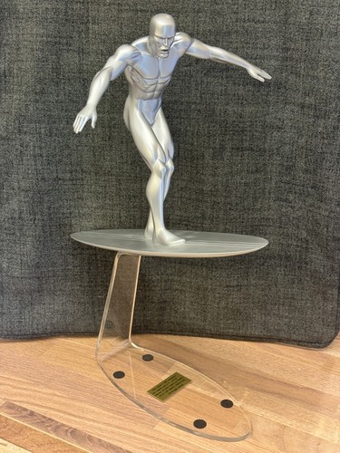 Attakus silver surfer - silver, statue