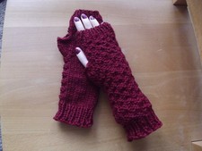 Armstulpen,Pulswärmer,Dunkelrot !! Handgestrickt ,Neu !!