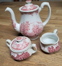 Old England Royal Tudor Ware