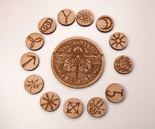 13 Hexenrunen Runensteine, magische Libelle aus Holz Runenset Eiche Hexen Runen