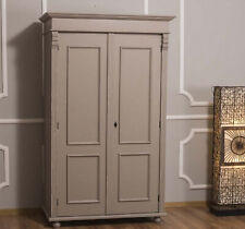 Schrank Dielenschrank Bauernschrank  Beige shabby Vintage Landhauswelt