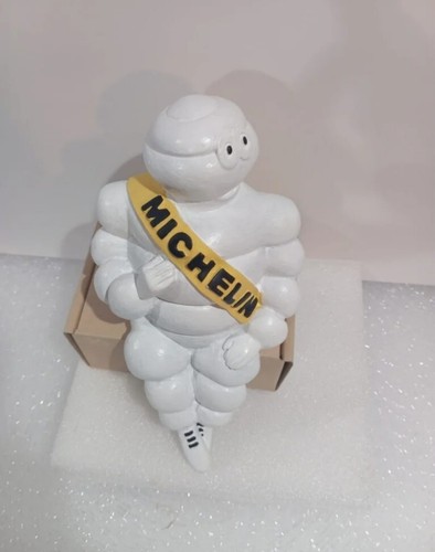 Sculpture michelin tires - ,