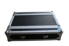 Effektrack 25cm 2HE Flightcase Butterfly Verschluss Flightcase Case 19" Rack DD 