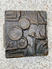 Brutalist Bronze Haustür