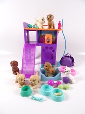 Barbie Team Stacie Welpen-Spielset 6 Hündchen + 1 Katze wie abgebildet (19121)