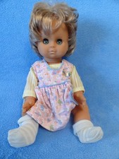 schöne Model Puppe nicht