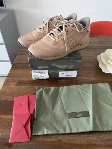Valentino garavani rockstud - garavani,