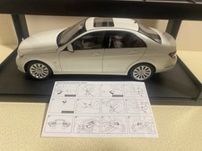 Mercedes Benz C - Klasse  W 204  AUTOart 1:18