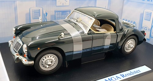 Revell scale 08443 - 1/18,