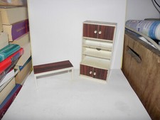 Alter Schrank+Tisch-60er-70er