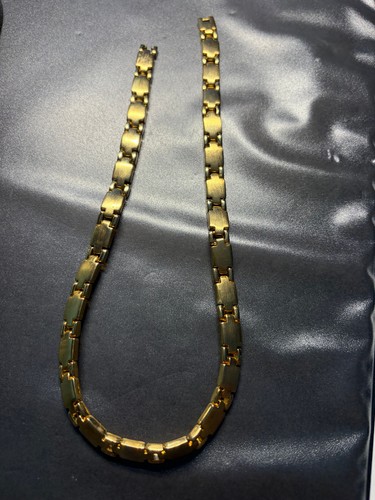 Goldfarbene gliederkette - goldfarbene,