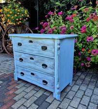 Antike Kommode massiv  aus der