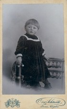 Carte de Visite, Mädchen in einem Kleid, Portrait, Fotograf Osw.... - 10324529