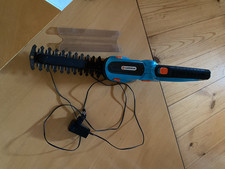 Gardena Akku-Gras- und Strauchschere AccuCut Li inkl. Netzteil