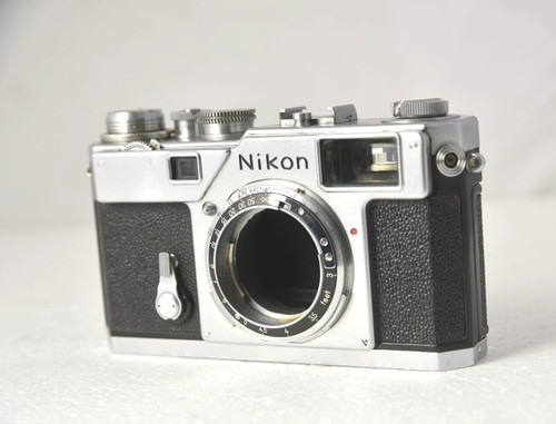 Nikon nippon kogaku - nikon, tokyo"