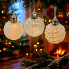 LED Weihnachts Baum Kugel 8 cm