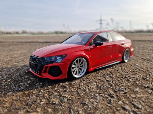 Audi rs3 limo tiefer - 1:18,