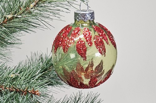 Christmas ball glass hand