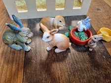 Schleich Hasen im Aussenstall