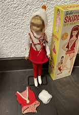 Mattel Barbie 60s Skipper With Box STOCK NO. 0950 (blond) In #1908 Skating Fun