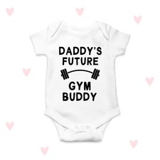 Baby Gym Daddy Gewichtheben