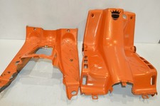 PEUGEOT SPEEDFIGHT 2 BEINSCHILD INNENVERKLEIDUNG TRITTBRETT VERKLEIDUNG FUßRAUM