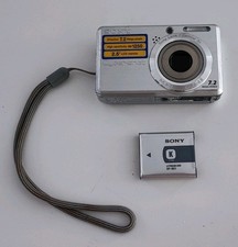 Sony Cyber-shot DSC-S750