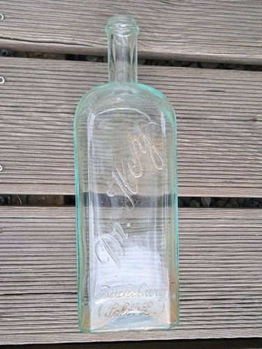 Antike likörflasche weiß - likörflasche,,
