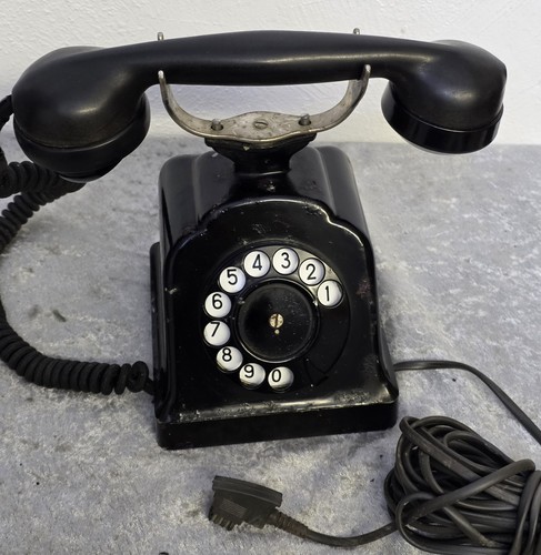 Wandtelefon wählscheibe - wandtelefon, m.