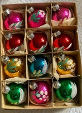 12 alte Baumkugeln im Original-Karton