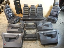 VW Touran 1T Sitzausstattung R-line Sportsitze Leder Türverkleidung Sitzheizung