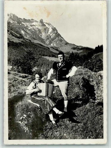 11090529 volksmusik - -,