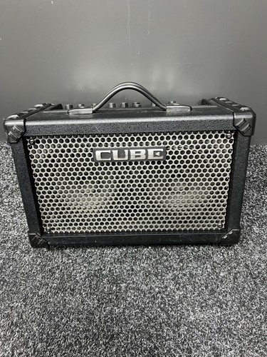 Roland cube street - cube,