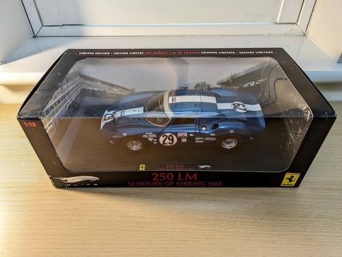 Hot wheels elite ferrari - 1/18,