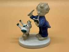 PORZELLAN FIGUR JUNGE MIT