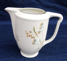 9481. Milchkännchen  -  zarte