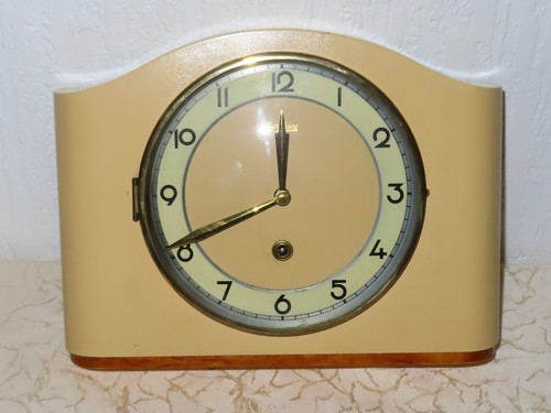 Vintage holzgehäuse wand - holzgehäuse,